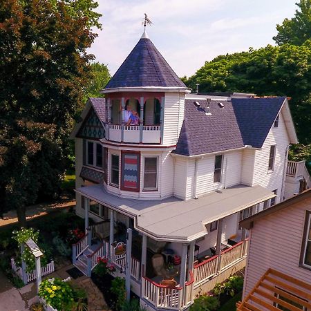 Bondy House Bed & Breakfast Amherstburg Eksteriør billede