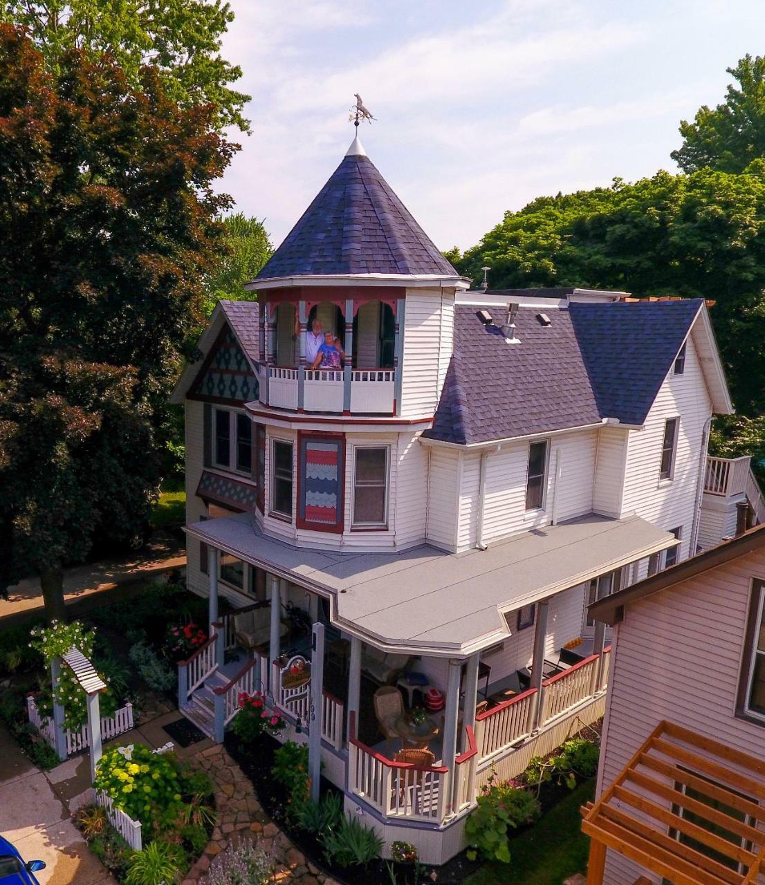 Bondy House Bed & Breakfast Amherstburg Eksteriør billede